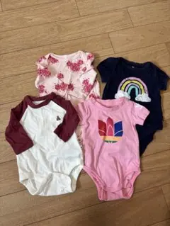 ベビー服４枚セットのサムネイル