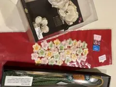 花飾りヘアコームと帯締め飾り襟セット