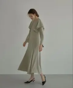 ANDRESD アンドレスド　ケープ付きドレス