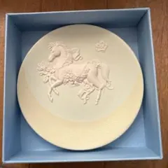  エトトレイ　2026年午 WEDGWOOD - 新品ウェッジウッド 干支 プレート エトトレイ 午 2026ウマ