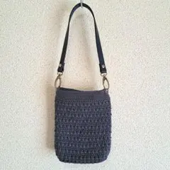 鍵編みポーチ　ネイビー