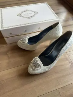 BENIR ビジューパンプス