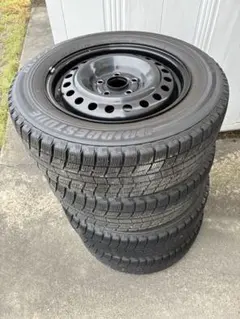 205/65R16スタッドレス4本セットのサムネイル