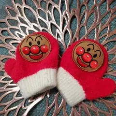 アンパンマン手袋　ミトン 　赤色