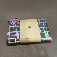 新品　JAL ファーストクラス　アメニティ　ポーチ　ヘラルボニー