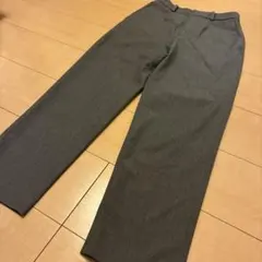 UNIQLOスマートアンクルパンツグレー