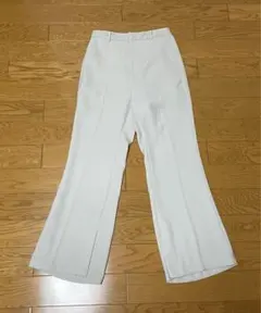 GU アイボリー フレアパンツ M