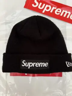 Supreme ニット帽 黒 World Famous刺繍