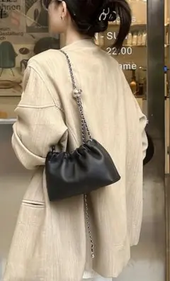 グレイル レザーチェーンショルダーバッグ 黒