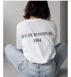 【新品】ボンジュールサガン バックロゴピグメントT Tシャツ 半袖 オフホワイトのサムネイル
