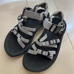 Teva 厚底サンダル 23cm - メルカリ