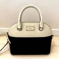 【在庫管理　お値引き可】年内いっぱいの販売kate spadeショルダーバッグ