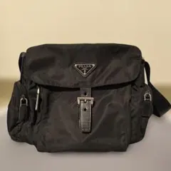 プラダ PRADA 鞄　ショルダーバッグ　サイドポケット　黒　ブラックのサムネイル