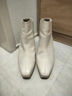 ホワイトショートブーツ ジッパー付き