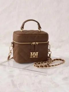 2025年最新】ダーリッチ キルティングスクエアミニバッグの人気