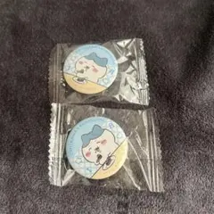ちいかわ　くら寿司　缶バッジ　ハチワレ　2個セット