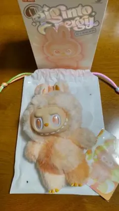 POP MART Big into Energy ぬいぐるみペンダント