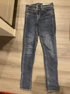 値下げrag & bone スキニーデニム 23サイズのサムネイル