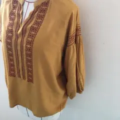 maraika surya インド雑貨　エスニック 民族　刺繍　チュニックのサムネイル