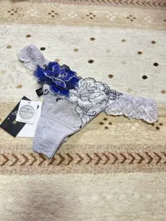 Item thumbnail for item 1ac094b2-5606-479d-b0ee-9d5736922f06