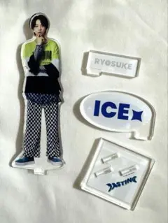 2025年最新】アクリルスタンドの人気アイテム - メルカリ