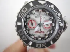 ★INVICTA Sea Hunter 自動巻き時計 WR300M☆重量感ありのサムネイル