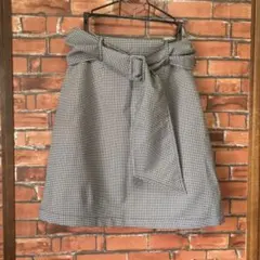 NICE CLAUP ナイスクラップ 白黒 チェック フレアスカート 膝丈タイト