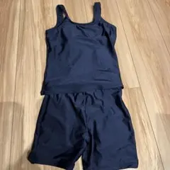 タンクトップとショートパンツ　ネイビー