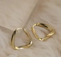 Item thumbnail for item 3ed27783-a466-4a12-aa9a-c9eb04163e1c