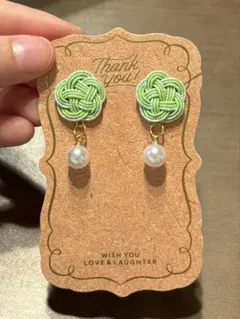 水引ピアス 梅結び ハンドメイド グリーン×ホワイト パール　水引アクセサリー