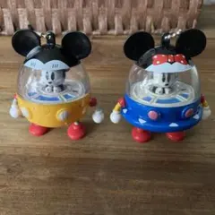 【Disney】レトロ ミッキー ミニーカプセルトイ　キーチェーン セット