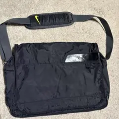 00s Nike メッセンジャーバッグ y2kテック - メルカリ