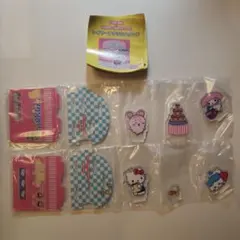 ちいかわ サンリオキャラクターズ レイヤーアクリルスタンド ハチワレ 古本屋