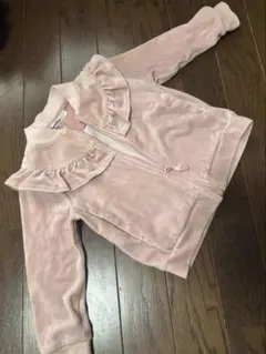 ファミリアピンクパーカー