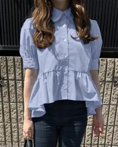 新品タグ付きペプラムブラウス