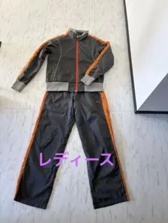 プーマ　ウィンドブレーカー　 上下セット　Sサイズ　グレー✖️オレンジ裏地フリース