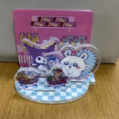 サンリオキャラクターズ　ちいかわ　レイヤーアクリルスタンド　クロミ　モモンガ