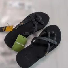 Teva W OLOWAHU サンダル ブラック 23cm 新品のサムネイル