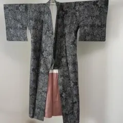 着物 袷 黒地 白 花柄 絣 レトロ アンティーク リメイク素材 ※裏地にシミのサムネイル
