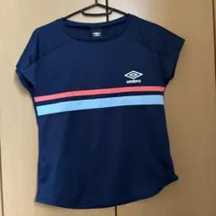 umbro 半袖Tシャツ ネイビー　レディース Mサイズのサムネイル