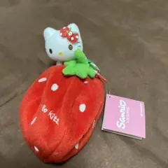 ハローキティ いちご型ポーチ