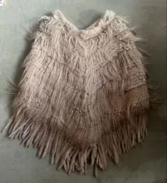 goaのベージュ フリンジ付き ファーポンチョ