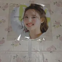 2026年最新】twice ナヨン うちわの人気アイテム - メルカリ