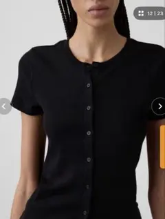 【未使用】GAP リブボタンアップトップス　ブラック　Mサイズのサムネイル