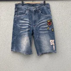 534【バンズ】W30 デニムハーフパンツ ワッペン付きのサムネイル
