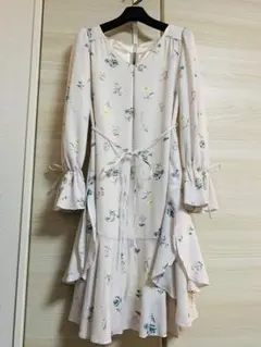 【値下げしました】ウィルセレクション　花柄ワンピース