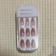 KISS NEW YORK PRESS&GO ネイルチップのサムネイル
