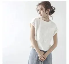 新品未使用　ホワイト 半袖 トップス ラジエム