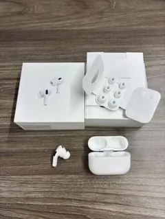 AirPods Pro 本体 ホワイト 充電ケース付き　右耳のみ