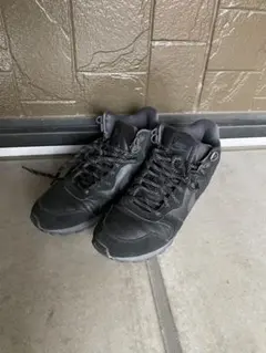 Nike ブラック ハイカットスニーカー